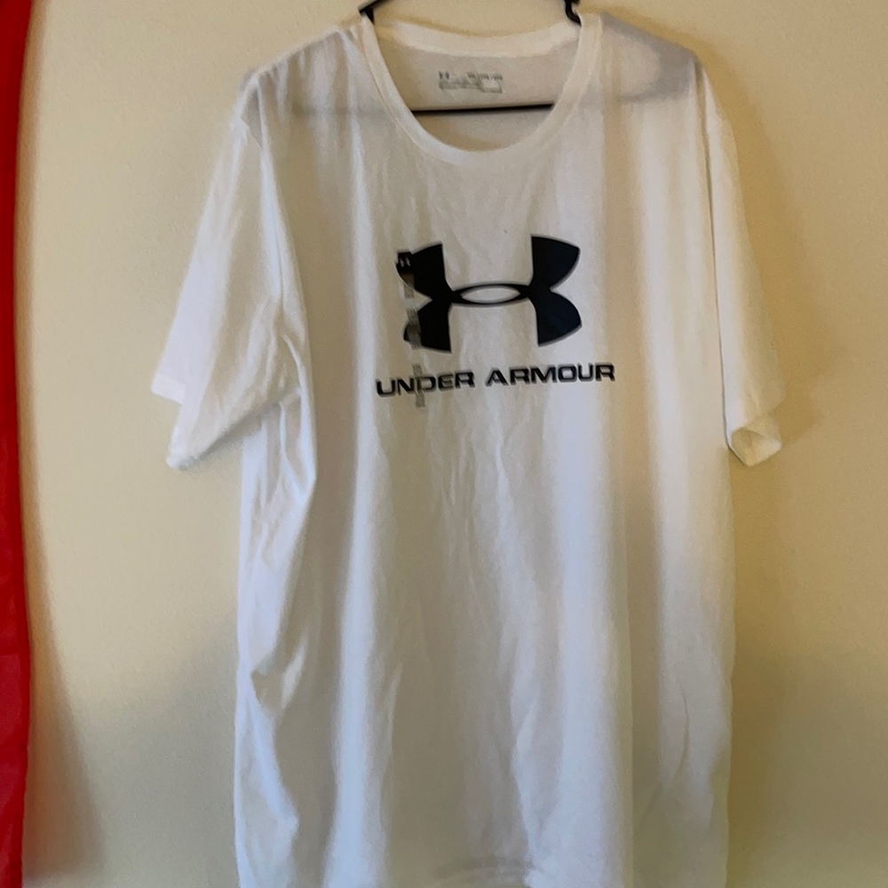 Under Armour T-Shirt
